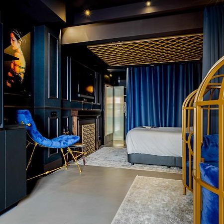 Suite Shibari By Justine Apartments Sobria Elegante Y Pecaminosa Apartamento Turistico En Madrid Rio Ngoại thất bức ảnh